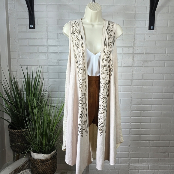Vocal Cream Faux Suede Studded Long Vest Size Small - Picture 1 of 8